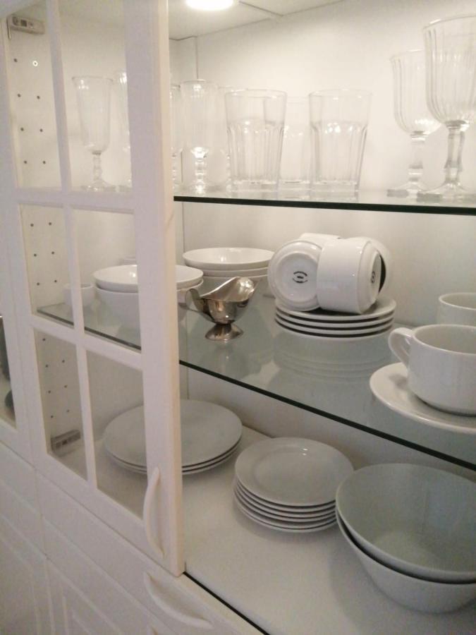 2 Bedroom Large Modern Apartment In Blanes Old Town 50M From The Beach! Exterior foto